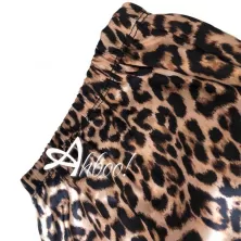 dettaglio arricciatura in vita pigiama in satin fantasia animalier love&bra 73799